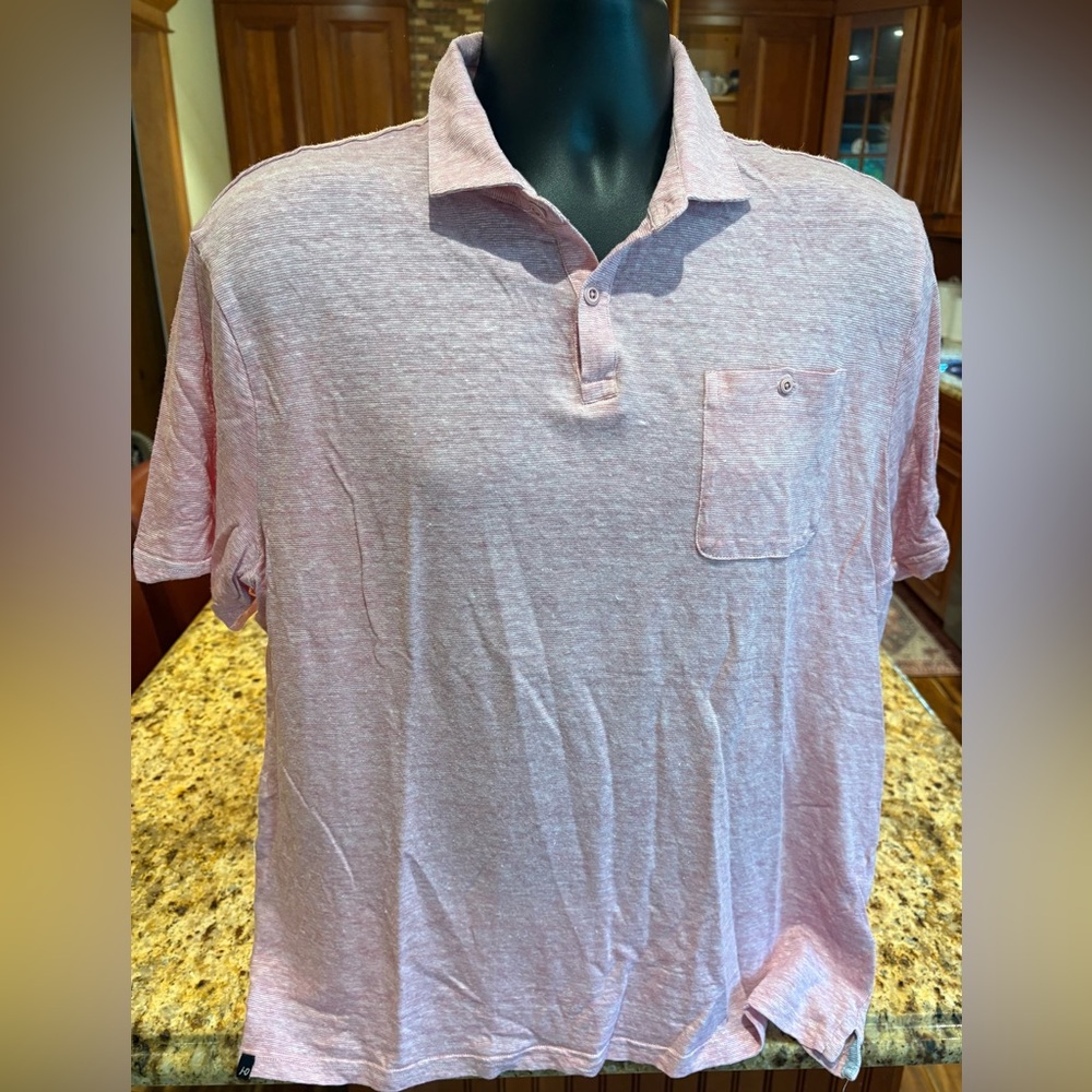 johnnie-O men’s “ Hangin’ Out” polo. Sharp Light Pink‎ with logo. Large